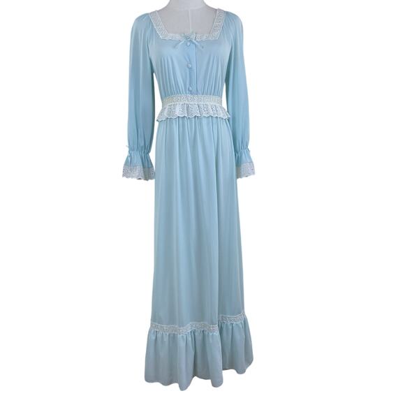 Vintage 70s SEARS Pastel Blue Nylon Eyelet Lace Trim Maxi Nightgown Size S - Picture 5 of 15